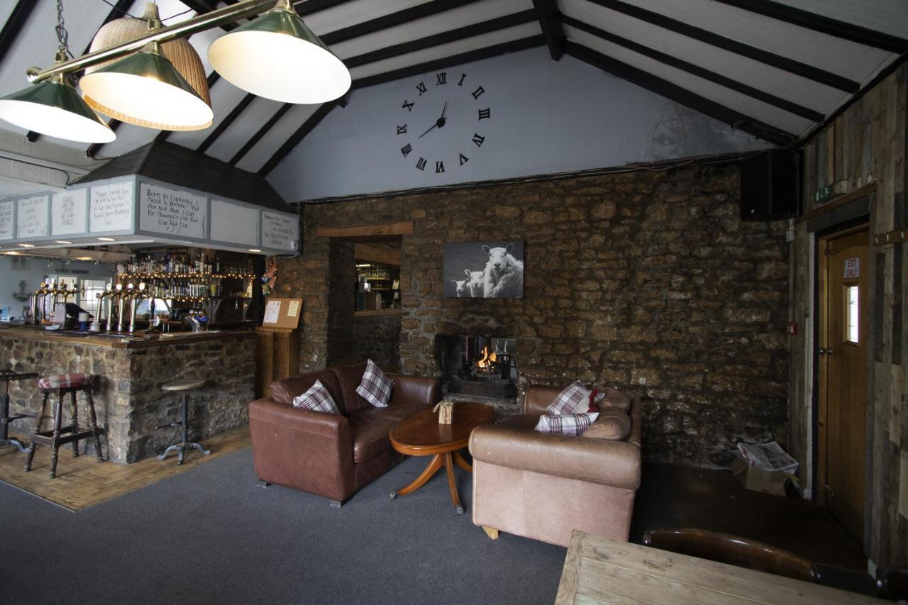 Parsonage Farm Inn Saint Florence Bagian luar foto