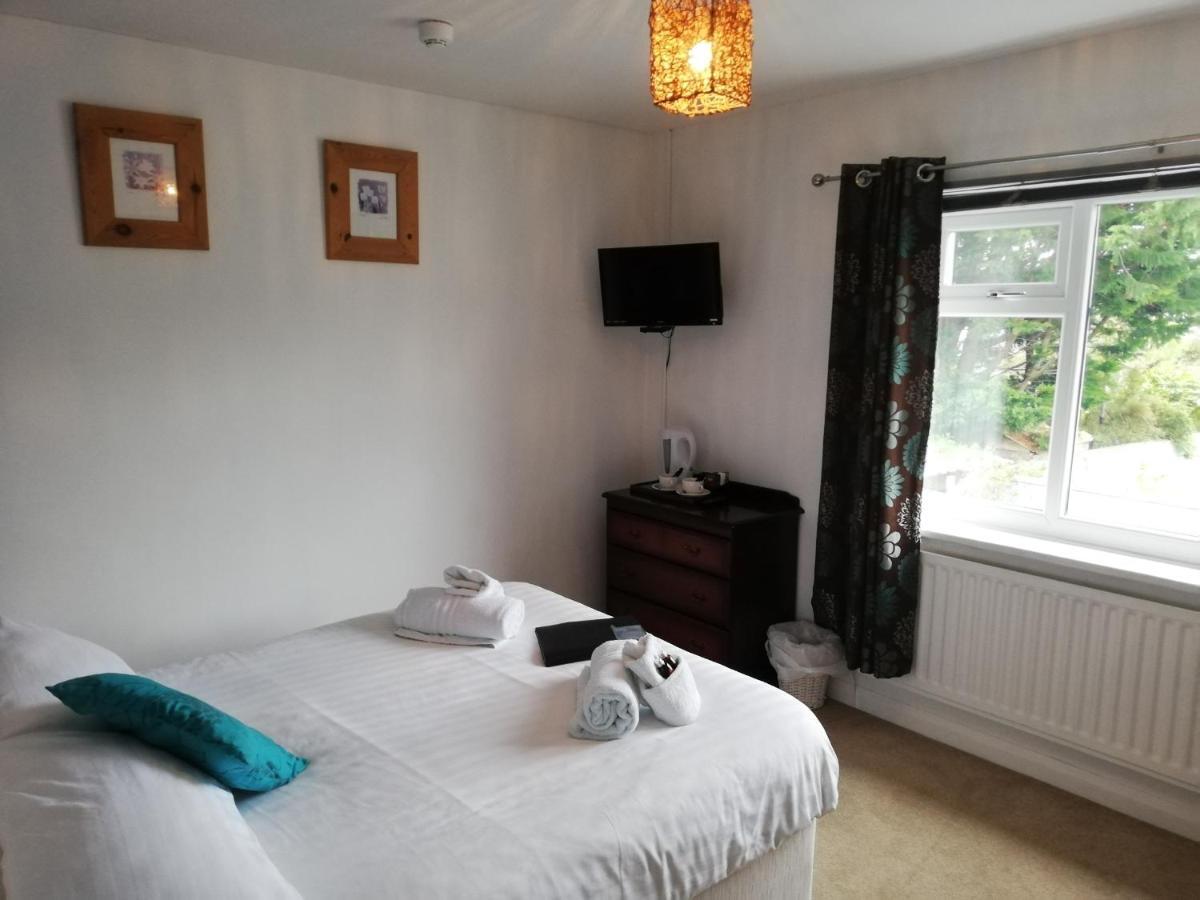 Parsonage Farm Inn Saint Florence Bagian luar foto